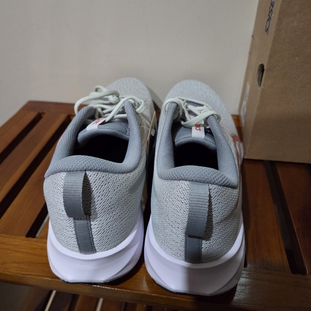 ASICS Men's Versablast 2 Light Sage/Spice Latte Sneakers Size 10.5, 11.5 - Picture 5 of 10